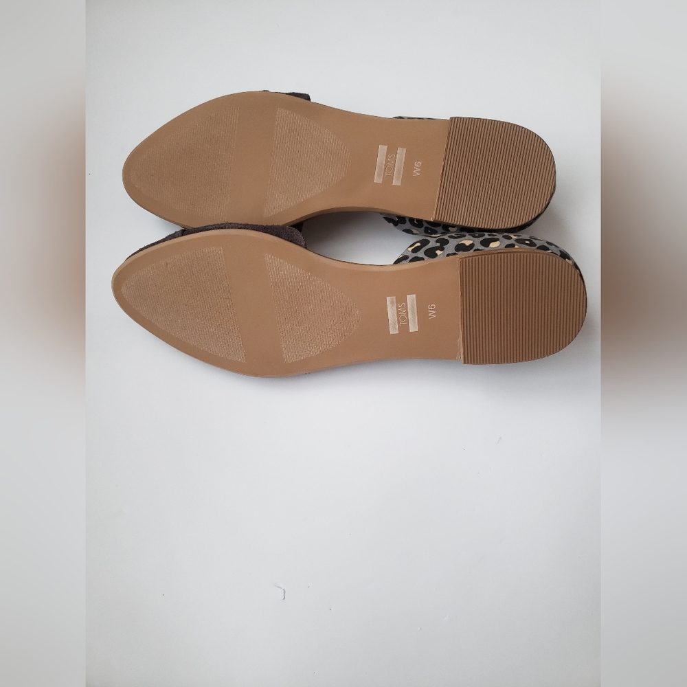 TOMS Jutti D'Orsay Leopard Loafer Flat Gray Color Size 6 - Picture 5 of 13